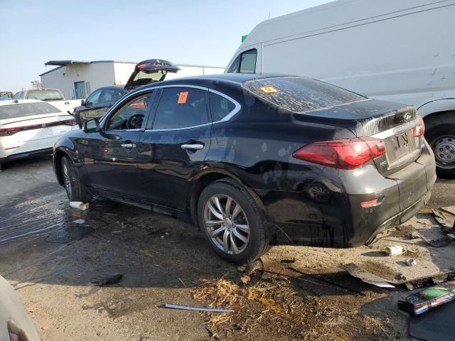 2017 Infiniti Q70 3.7