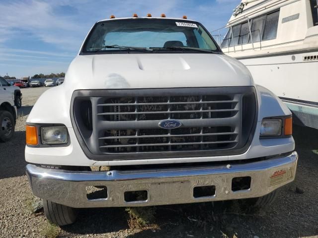 2002 Ford F650 Super Duty