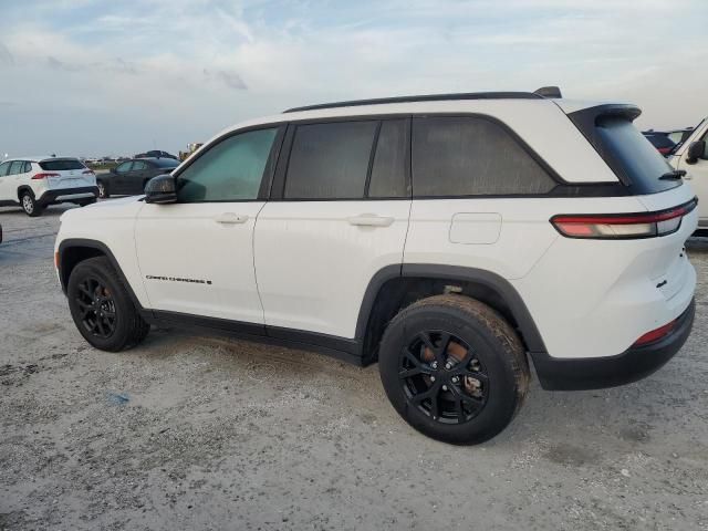 2024 Jeep Grand Cherokee Laredo