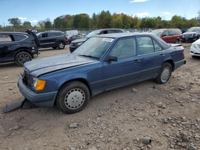 1986 Mercedes-Benz 300 E