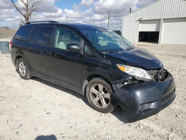 2011 Toyota Sienna LE