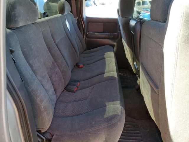 2004 Chevrolet Silverado C2500 Heavy Duty