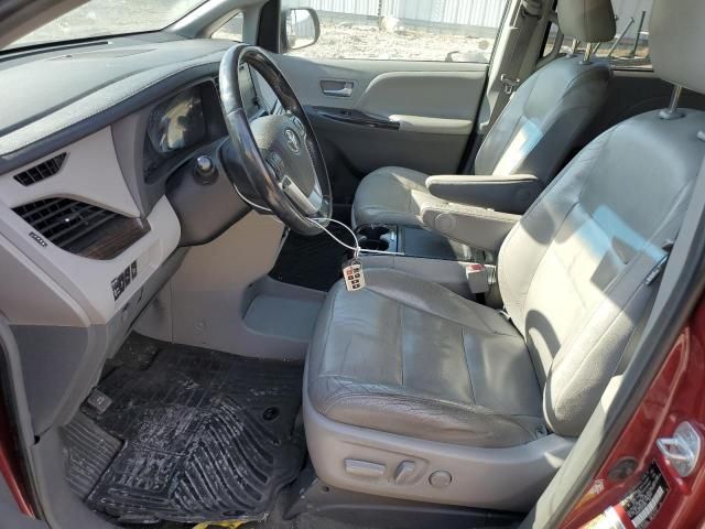 2016 Toyota Sienna XLE