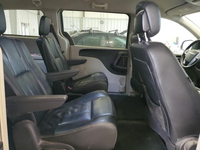 2015 Chrysler Town & Country Touring