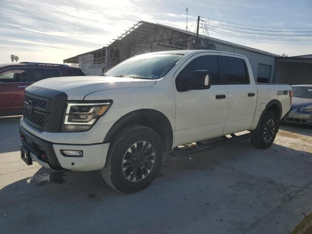 2023 Nissan Titan SV