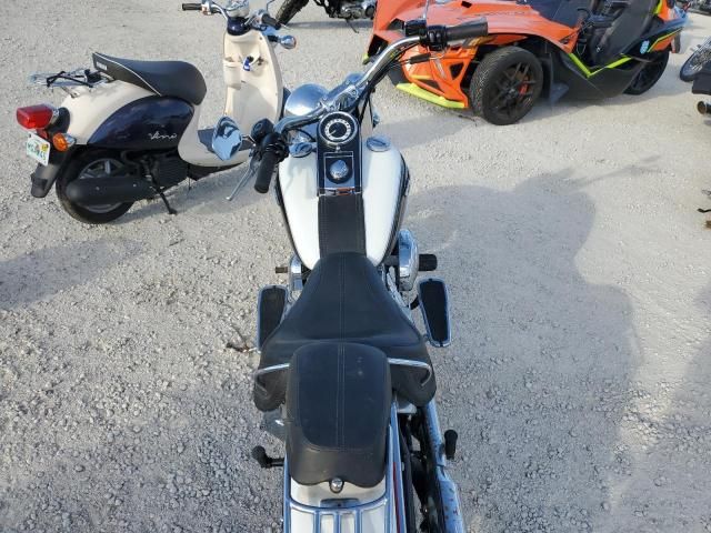 2005 Harley-Davidson Flstni