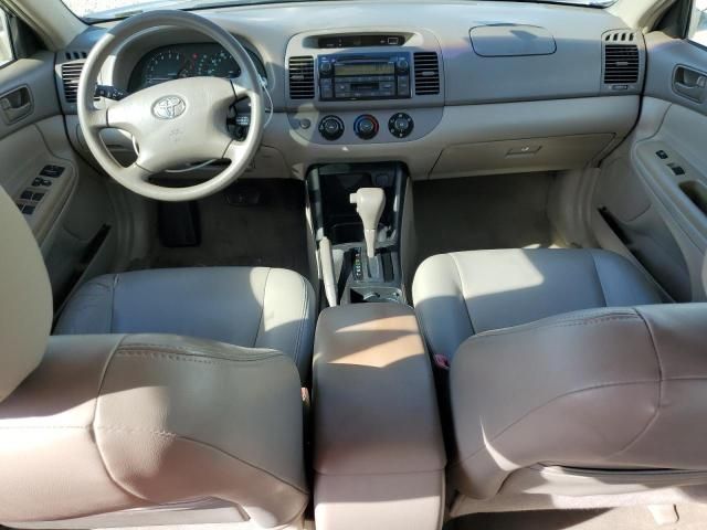 2004 Toyota Camry LE