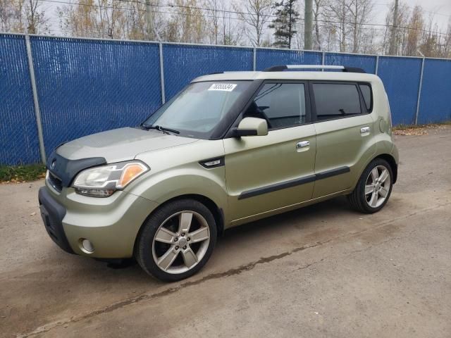 2010 KIA Soul +