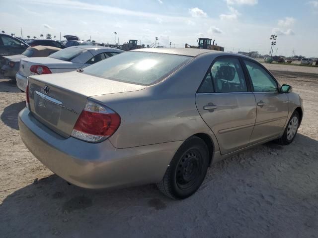 2005 Toyota Camry LE