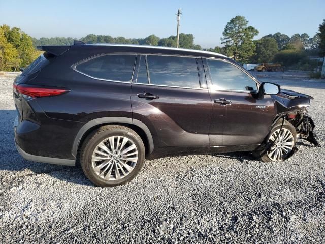 2021 Toyota Highlander Hybrid Platinum