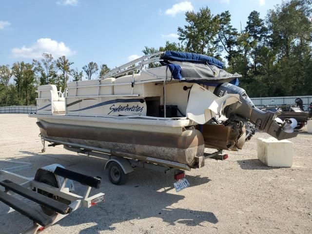 2006 Sweetwater Pontoon