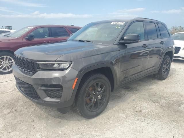 2024 Jeep Grand Cherokee Laredo