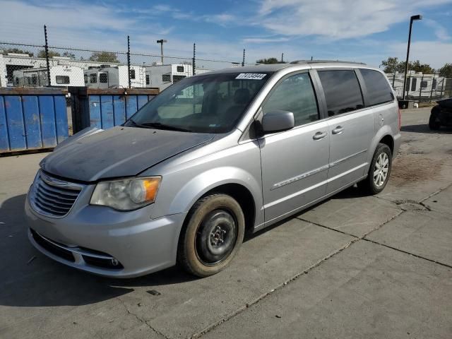 2014 Chrysler Town & Country Touring