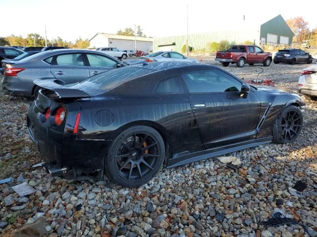 2010 Nissan GT-R Base