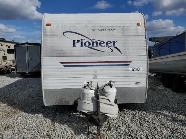 2005 Fleetwood Pioneer