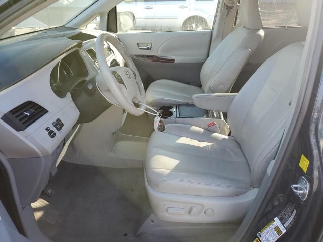 2011 Toyota Sienna XLE