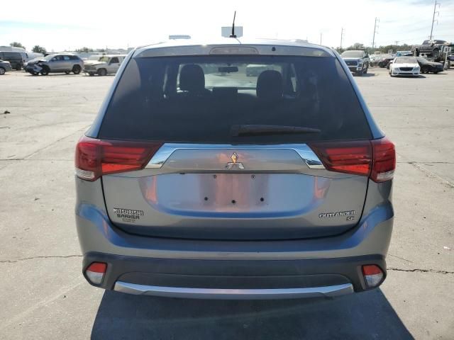 2016 Mitsubishi Outlander SE