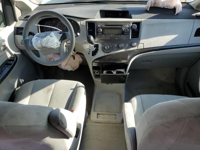 2011 Toyota Sienna