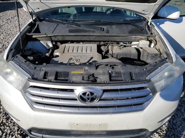 2013 Toyota Highlander Base