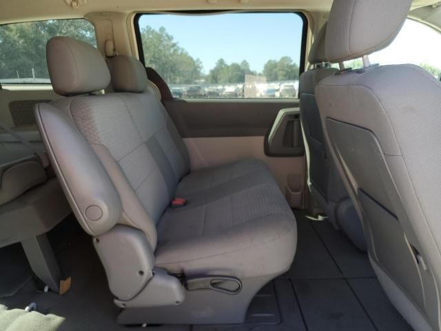 2008 Chrysler Town & Country LX