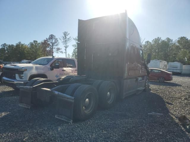 2018 Freightliner Cascadia 125