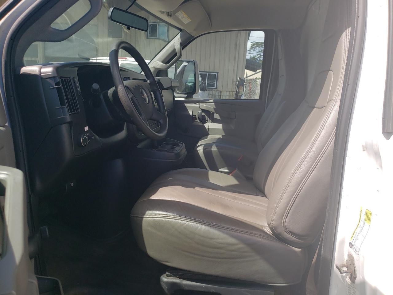 2021 GMC Savana Cutaway G3500