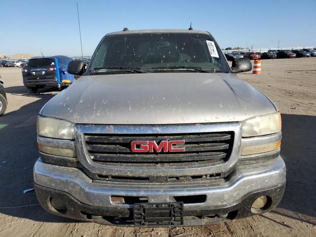 2004 GMC Sierra K2500 Heavy Duty