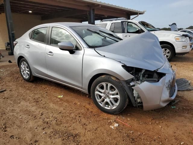 2017 Toyota Yaris IA