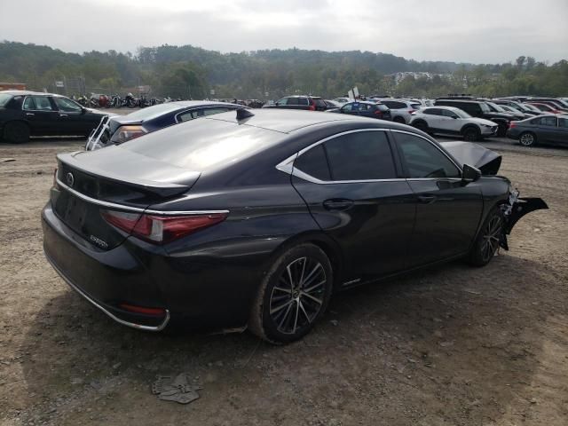 2022 Lexus ES 300H Base