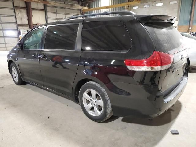 2014 Toyota Sienna LE