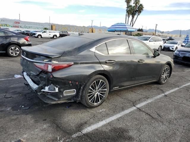 2022 Lexus ES 300H Base