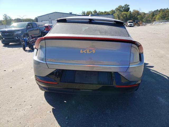 2023 KIA EV6 Light