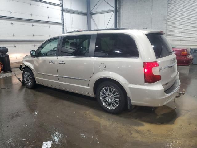 2014 Chrysler Town & Country Touring L