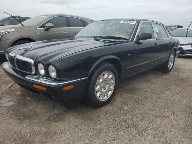 2001 Jaguar XJ8