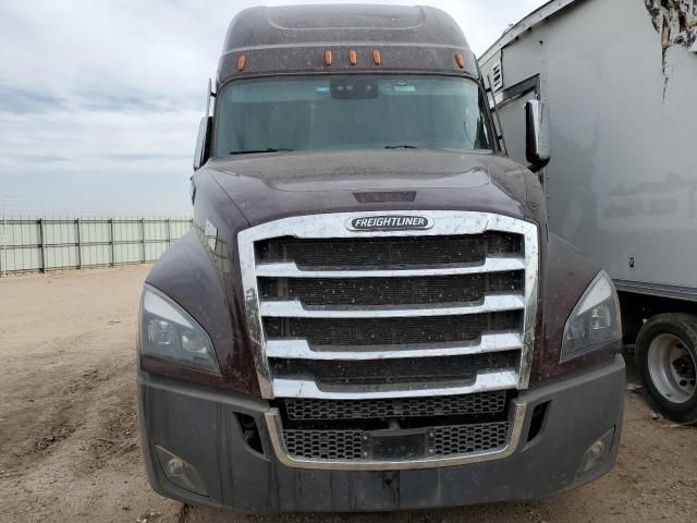 2022 Freightliner Cascadia 126