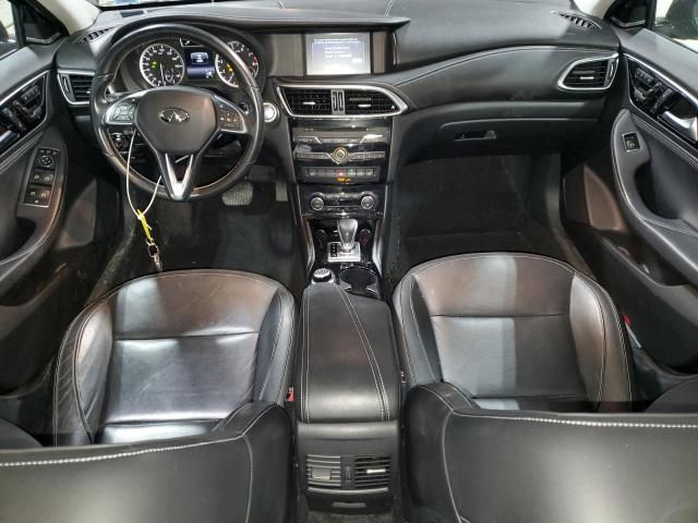 2017 Infiniti QX30 Base