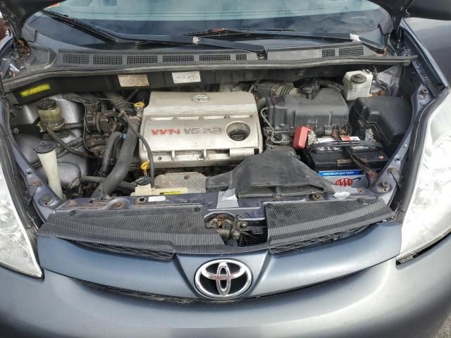 2006 Toyota Sienna CE