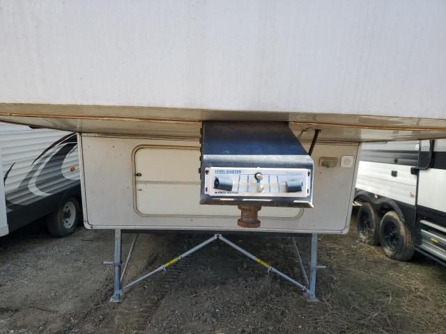 2004 Holiday Rambler 5th Wheel