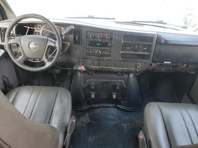 2010 GMC Savana G3500