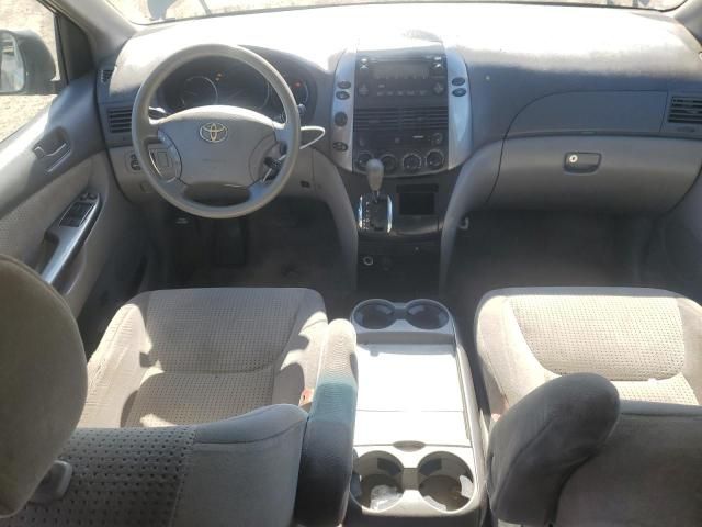 2008 Toyota Sienna CE