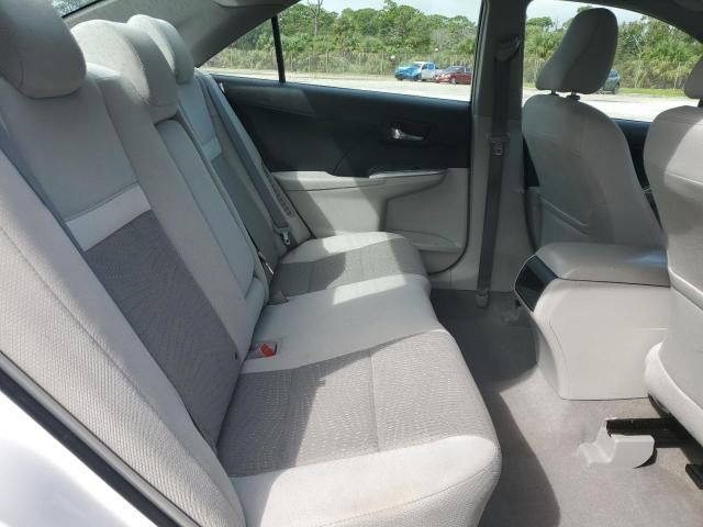 2014 Toyota Camry Hybrid