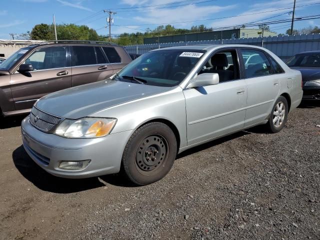 2000 Toyota Avalon XL