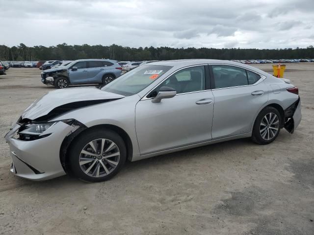 2021 Lexus ES 300H
