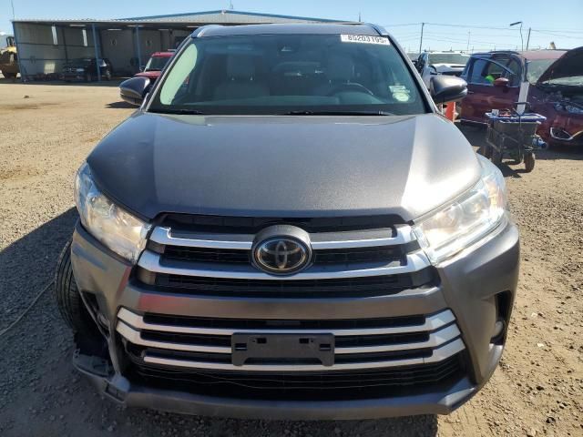 2018 Toyota Highlander SE