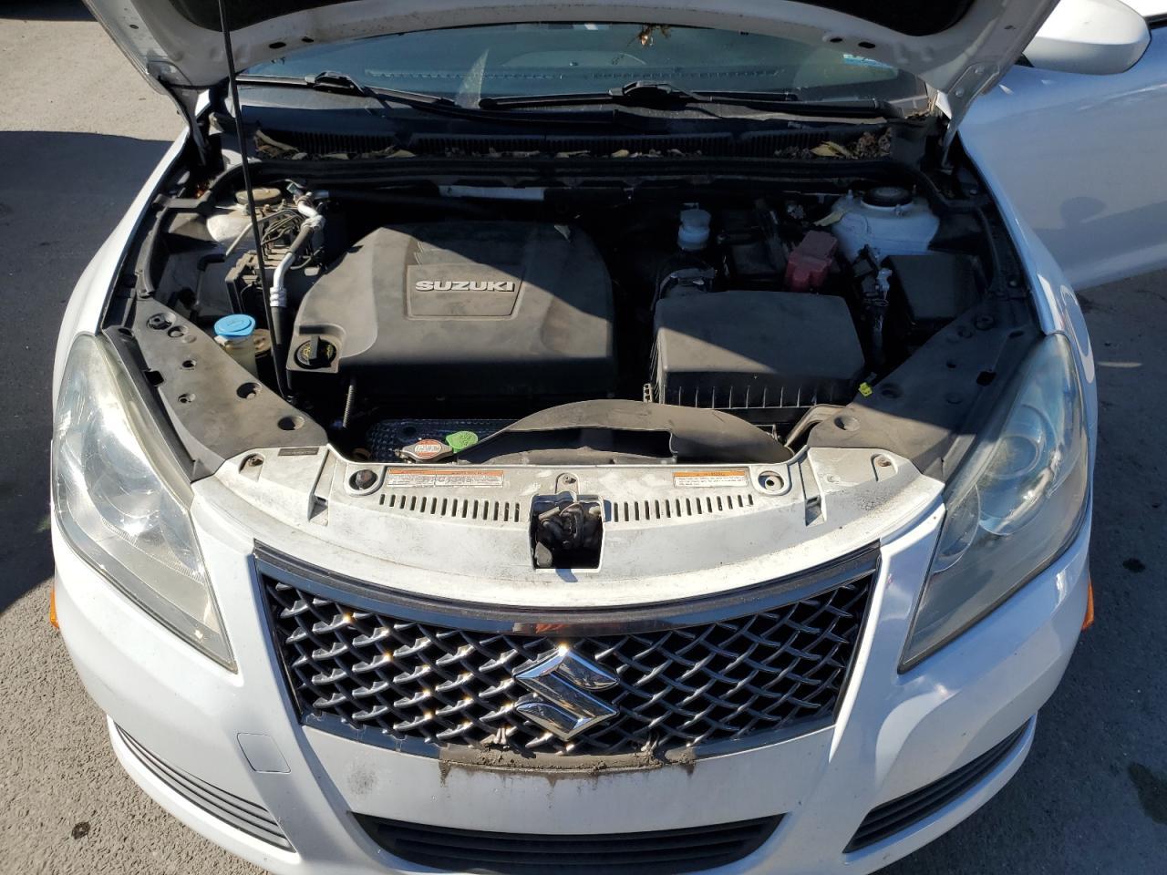 2010 Suzuki Kizashi s