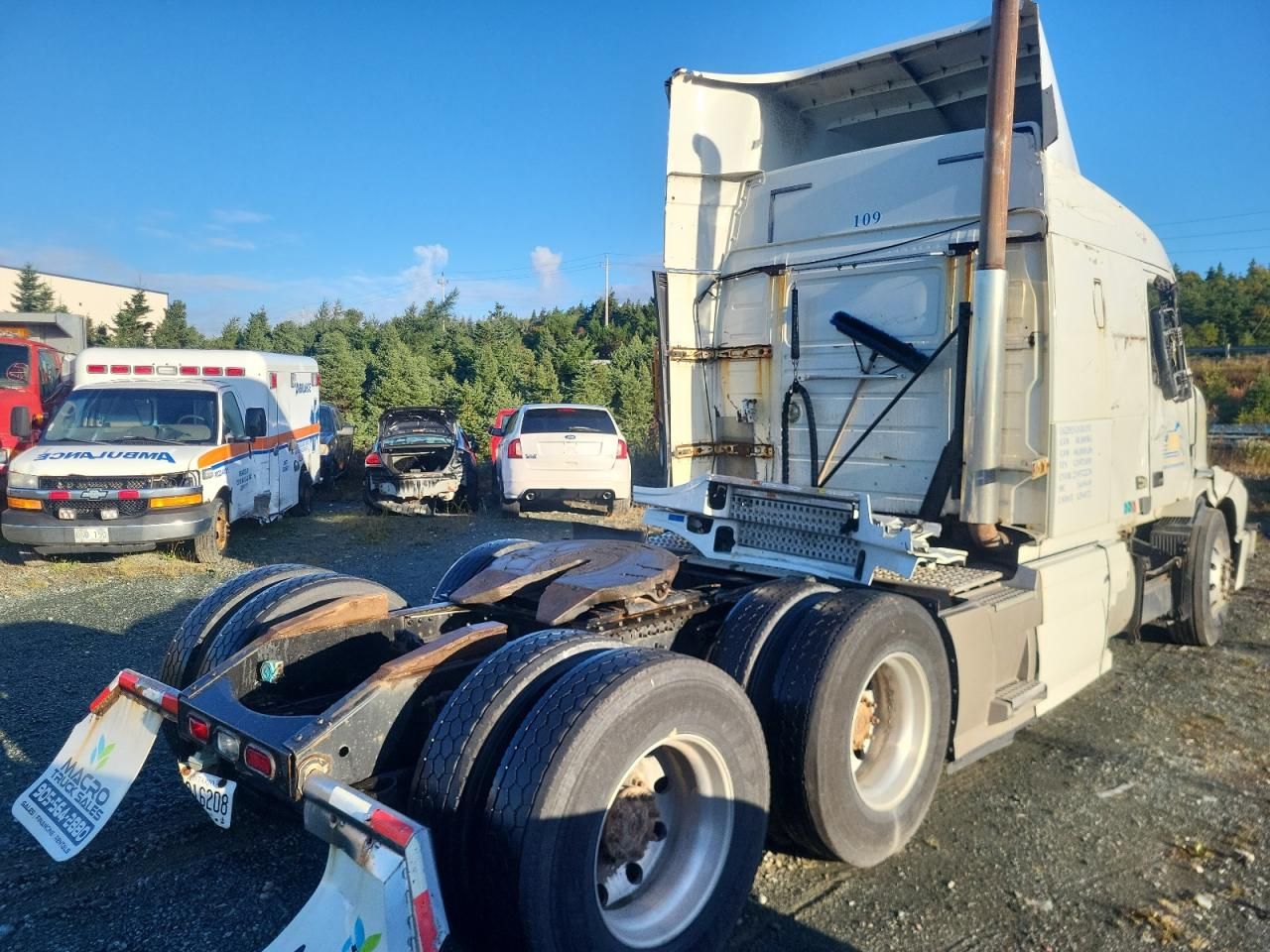 2016 Volvo VN VNL-Trucks Semi Truck