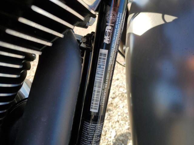 2018 Harley-Davidson Flhcs Heritage Classic 114
