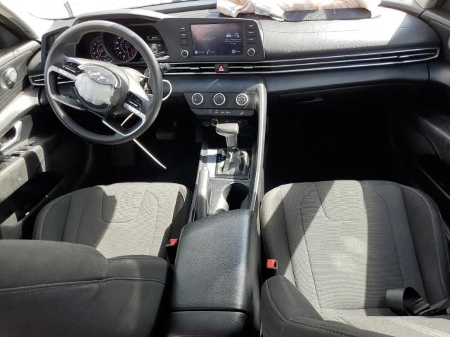 2021 Hyundai Elantra SE