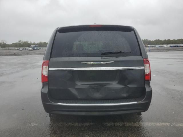 2012 Chrysler Town & Country Touring
