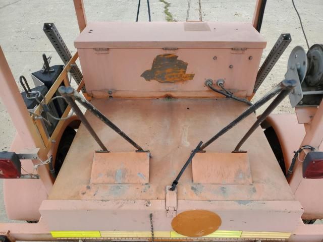 2001 Arrow 2001 Team Fenex TWABVA-15 Arrow Board Trailer